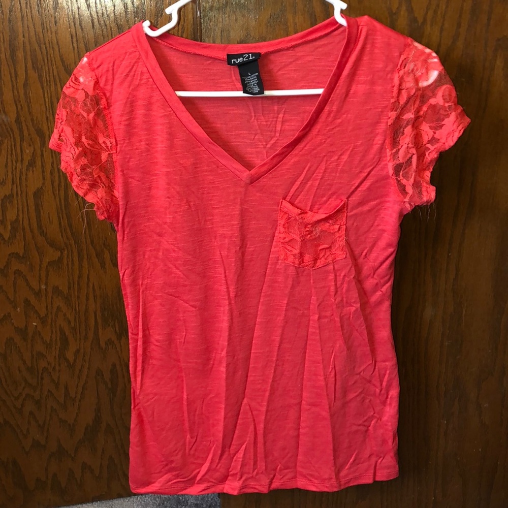 Coral t-shirt with lace accents
